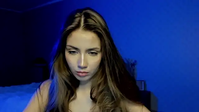 Aurora_Glow21's cam snapshot