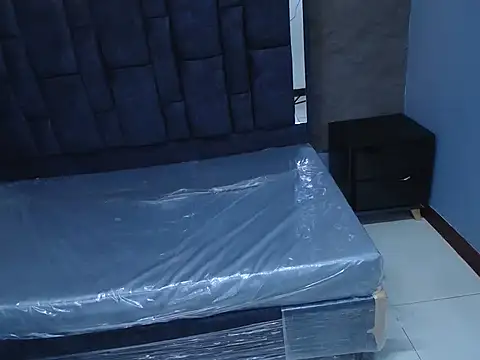 antonelalovecf's cam snapshot