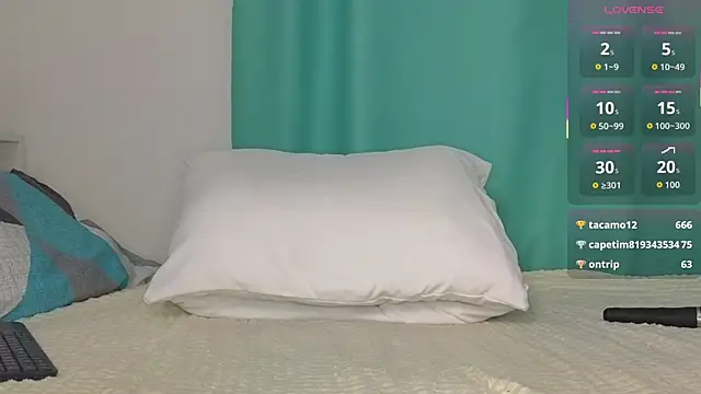 Molliblum live sex cam