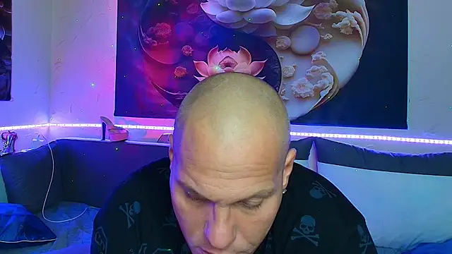 xDeepInLovexx live sex cam