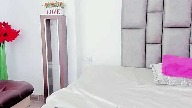 sarahhernandez's cam snapshot