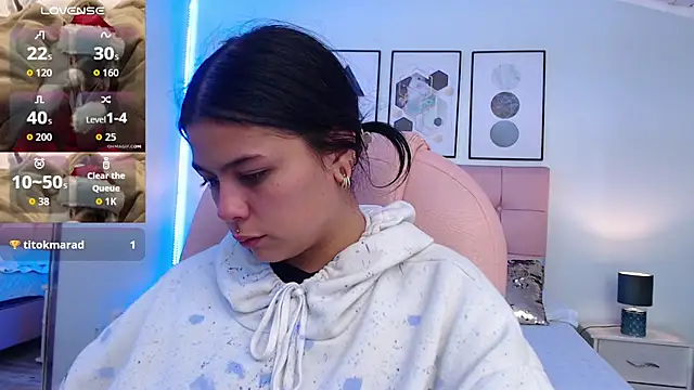 KikiVelvet's cam snapshot