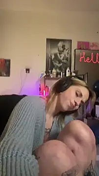 Mannarie_Madsinn's cam snapshot