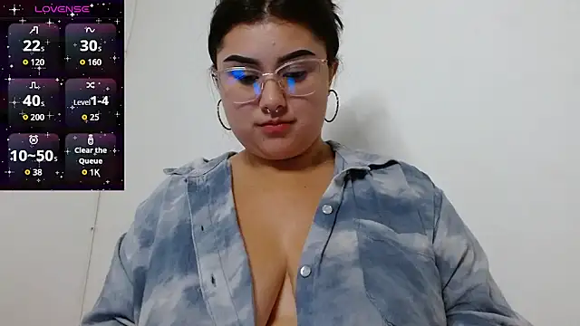 CurvyNoir's cam snapshot