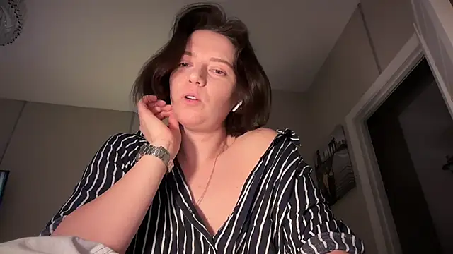 Take_Me_Awayy's cam snapshot