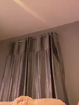 LollyLove_'s cam snapshot