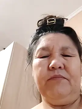 Zulfiya_Bruce's cam snapshot