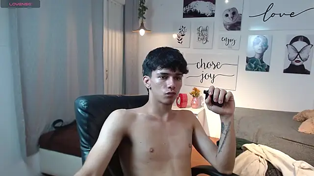 AmethystShadow17's cam snapshot