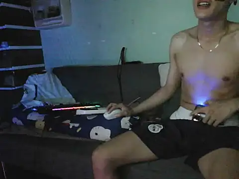 boyhigh1997 live sex cam