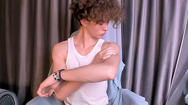 James_Colleman's cam snapshot