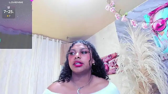 roxy_wildd's cam snapshot