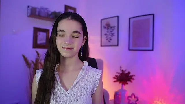 Gia_Paige18's cam snapshot