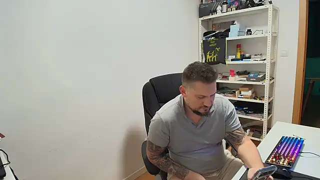 summer_cock288's web cam