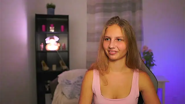 emmie_murray's cam snapshot