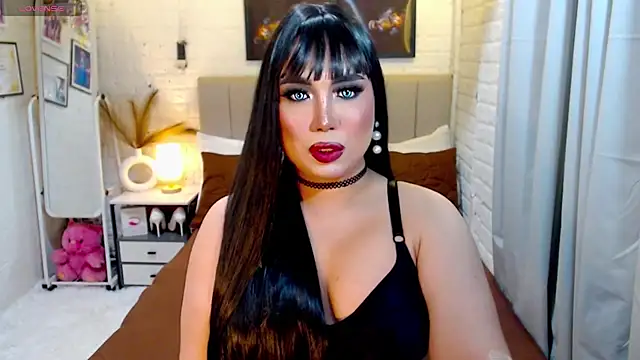 SUPERHORNY101 live sex cam