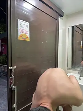 Benson18y's cam snapshot