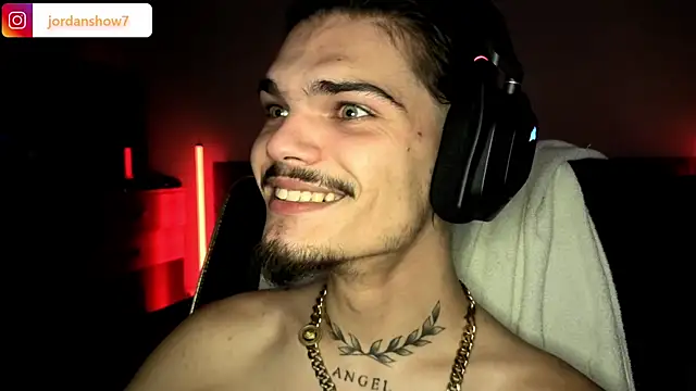 JordanShow live sex cam