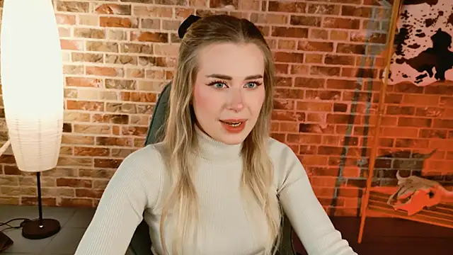 AdelLoyss's cam snapshot