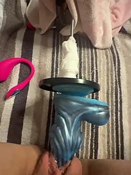 luisa1's cam snapshot