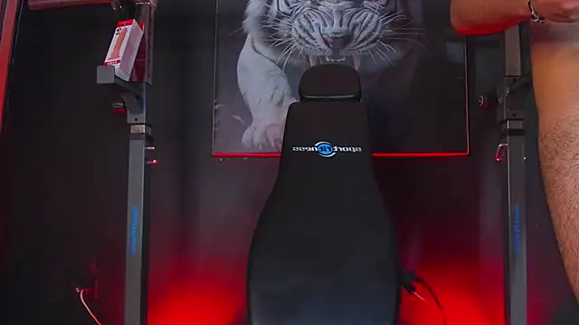 DimitriDeluxe's cam snapshot