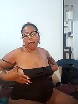 DioxaHot7 live sex cam