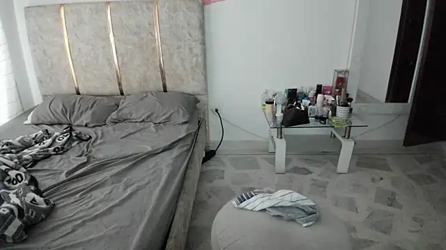 EnyelDavies's cam snapshot