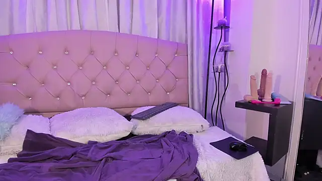 Samantha_Spike_'s cam snapshot