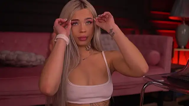 NickyBenz live sex cam