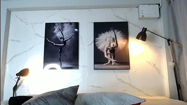 Evaa_18's cam snapshot