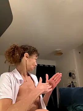 Chris06d22@xh live sex cam