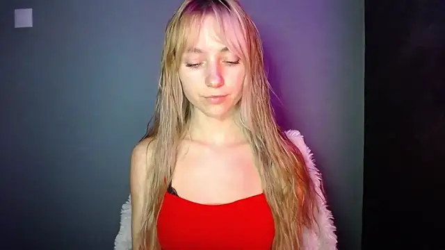 LuciaYoung's cam snapshot