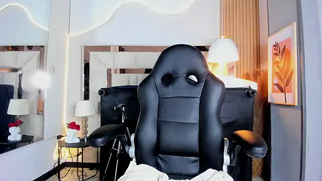 SharlotJones's cam snapshot