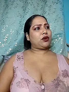 hornypriya696's cam snapshot