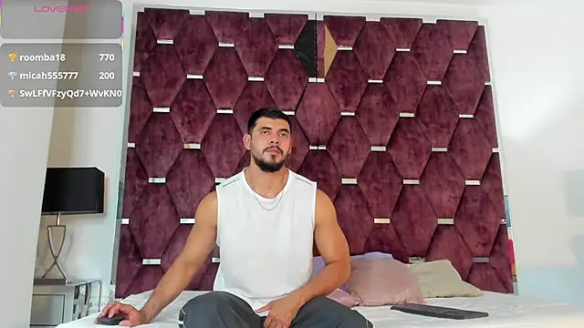 Dimitri_Bass live sex cam