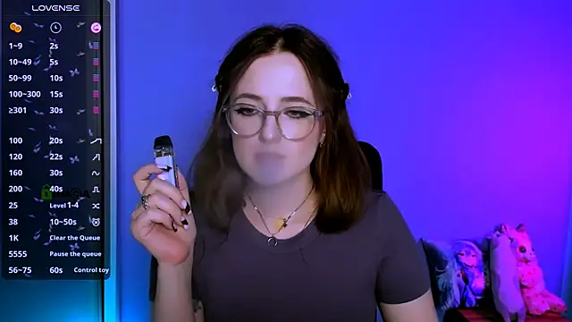 luna_berryy's cam snapshot