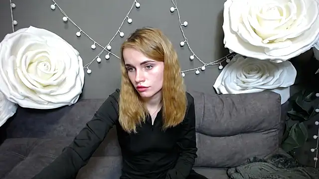 MargaritaKiss live sex cam