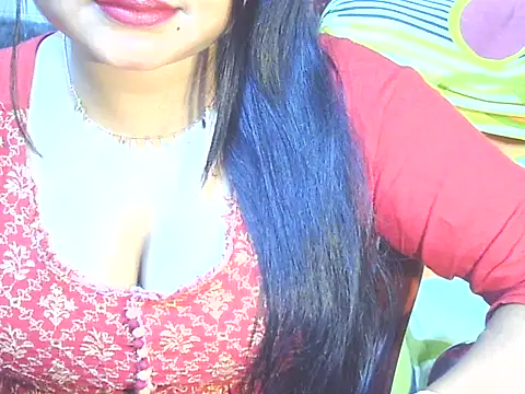 Nusrat_Faria07's cam snapshot