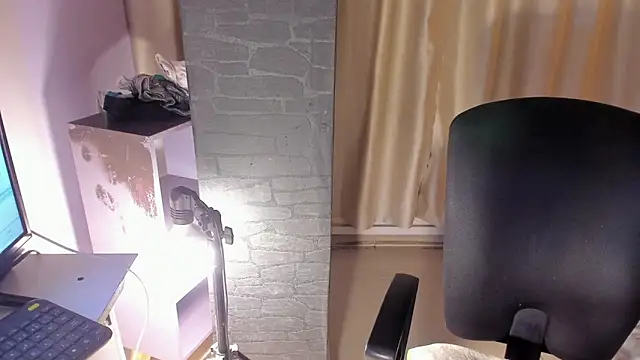 liam_twiink's cam snapshot