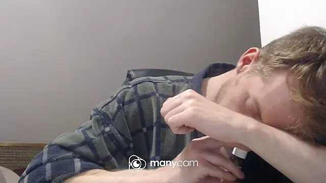 Milkyman7 live sex cam