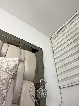 ALISSON_FOXXX1 live sex cam