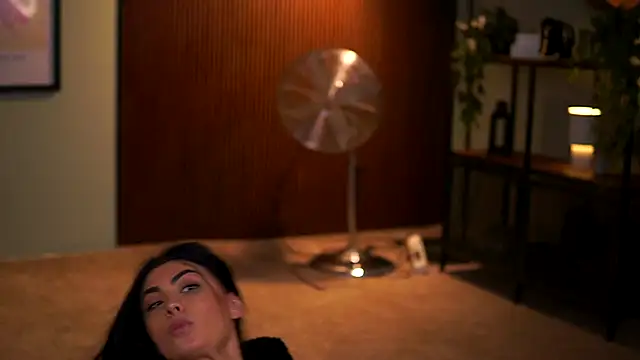 RavennaDArcy's cam snapshot