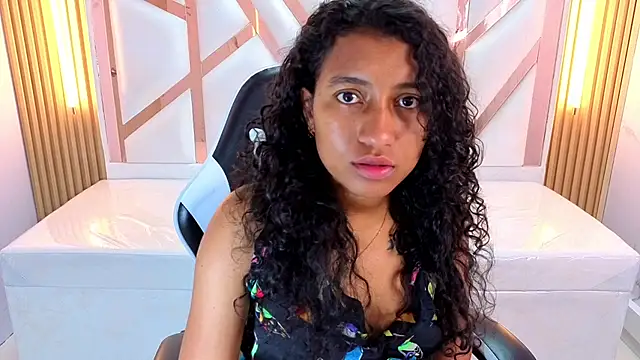 ninadelight_tp's cam snapshot