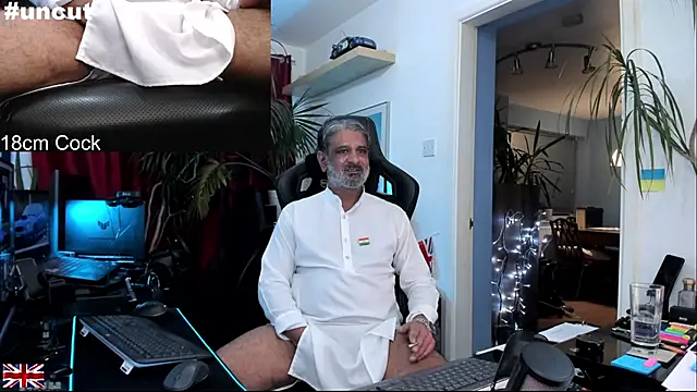 OnlineBossUK live sex cam