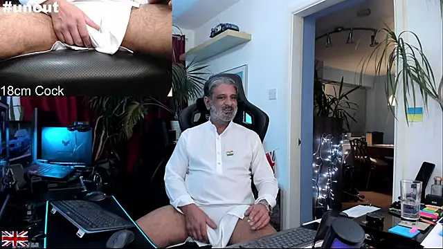 OnlineBossUK live sex cam