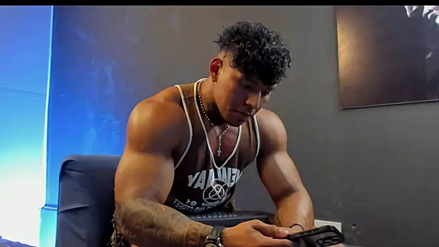 bradley_smith live sex cam