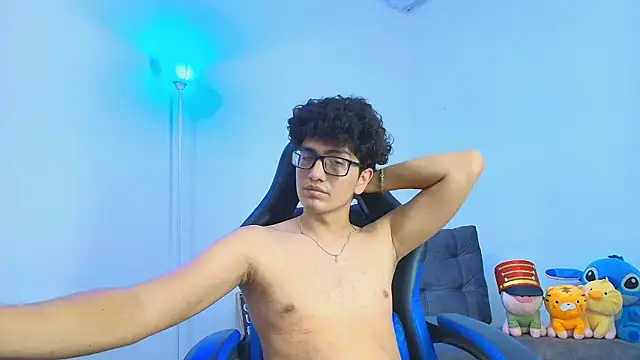 TylerWhite_ live sex cam
