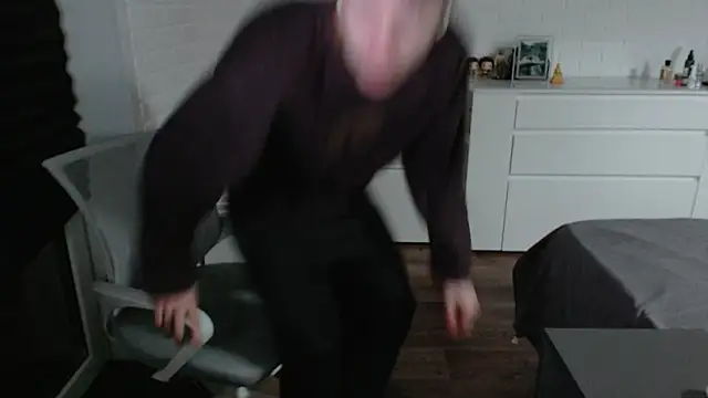 MarkusDean live sex cam