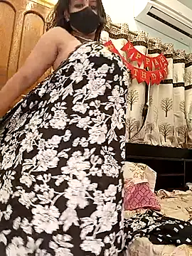 Divya_girl live sex cam