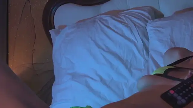 Amanda_River's cam snapshot