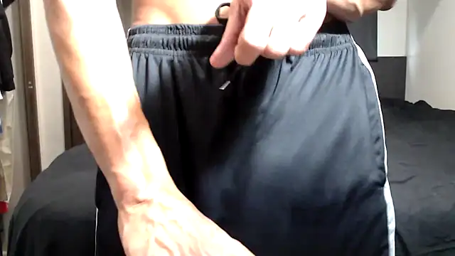 ThickD2C live sex cam